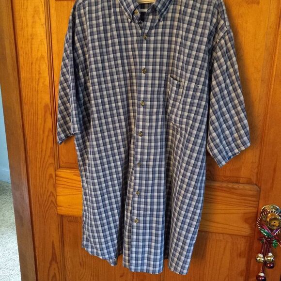 Bit & Bridle Men's 2XT Short Sleeve Button Down Shirt - Picture 2 of 8